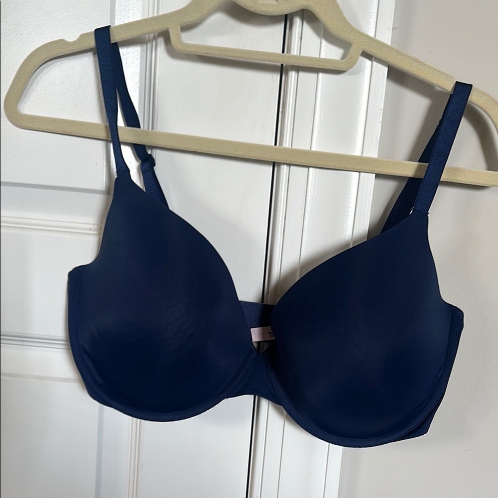 Victoria's Secret Blue T-Shirt Bra Intimates